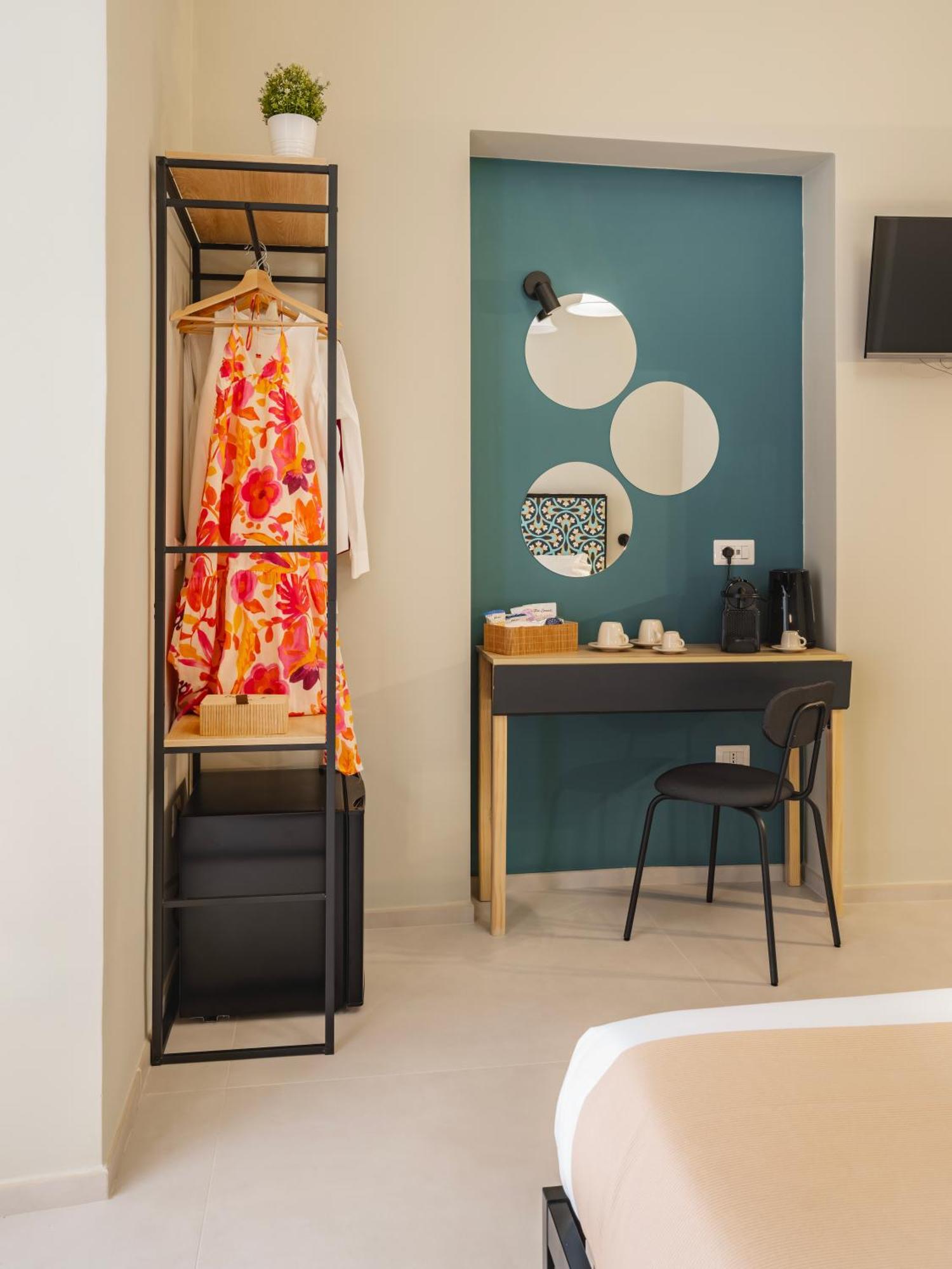 Almica24 Hotel Bari Kültér fotó