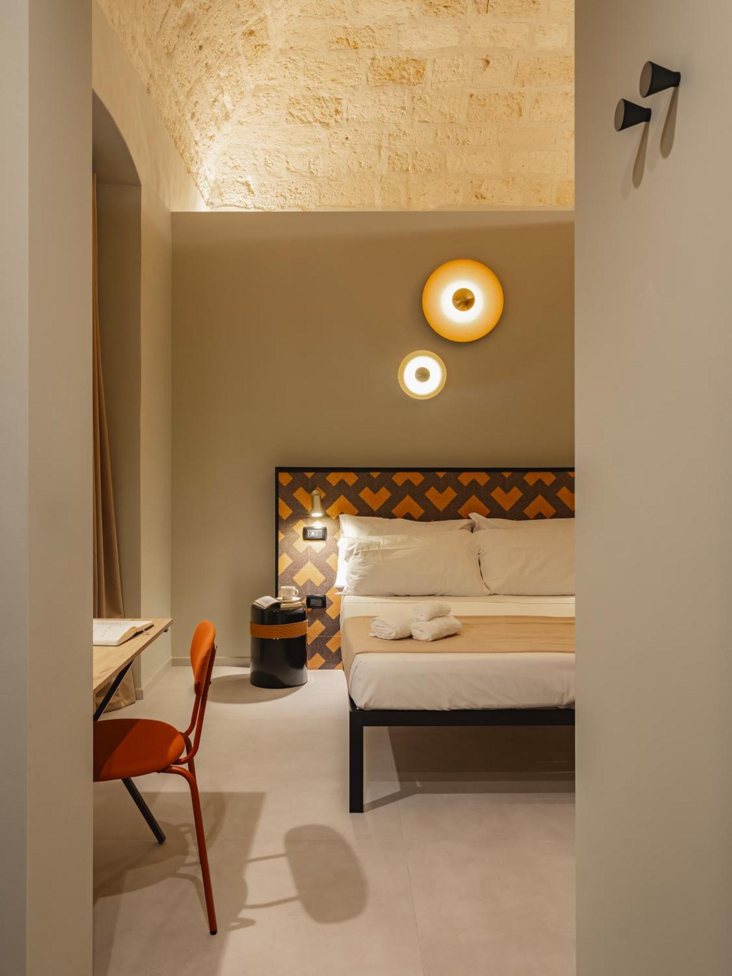 Almica24 Hotel Bari Kültér fotó