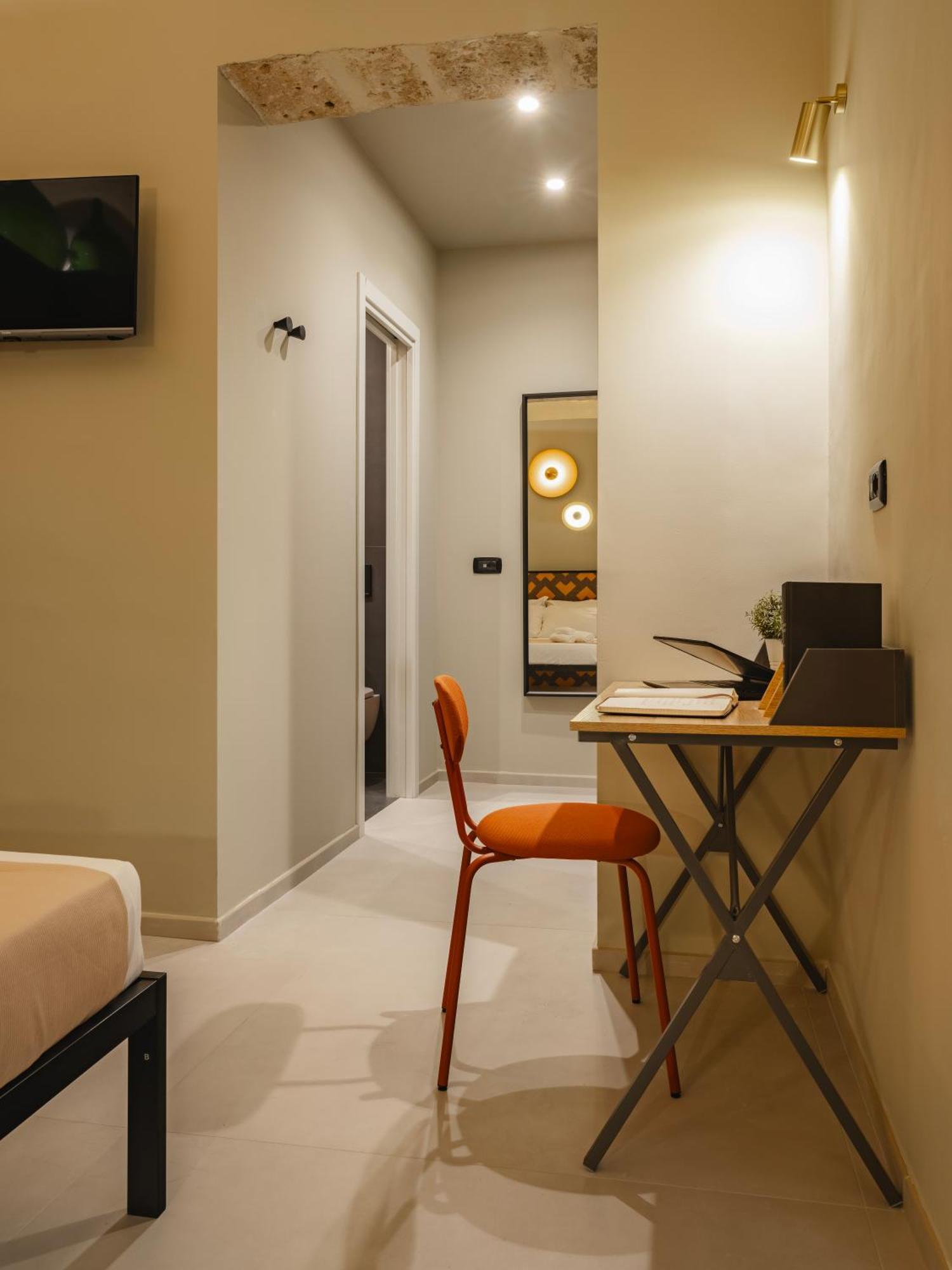 Almica24 Hotel Bari Kültér fotó