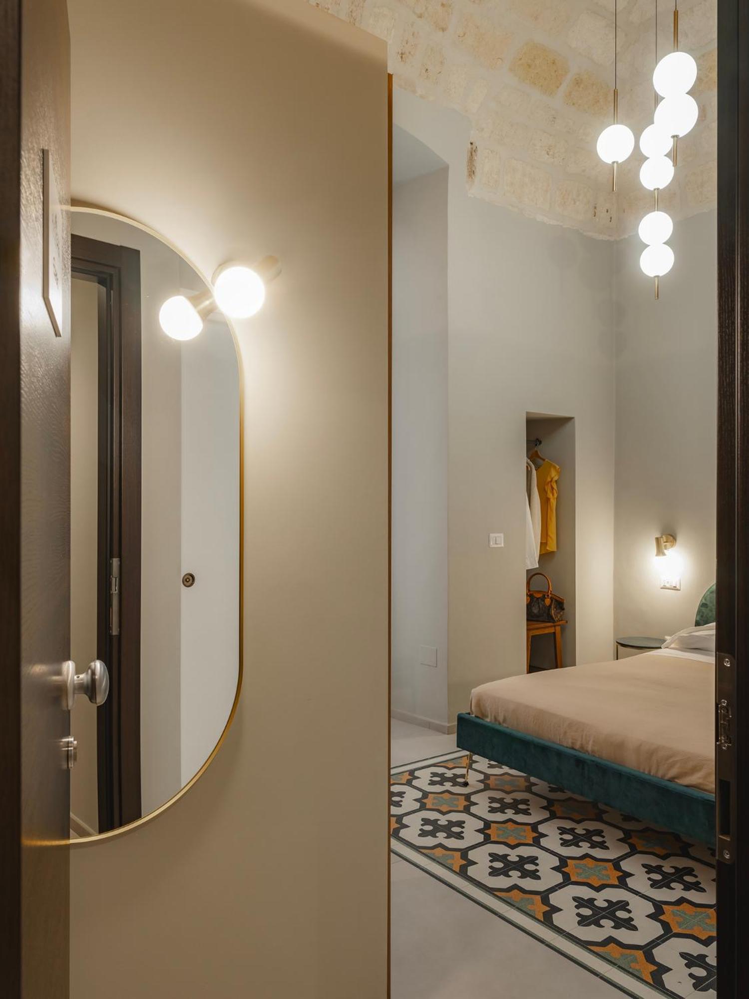 Almica24 Hotel Bari Kültér fotó