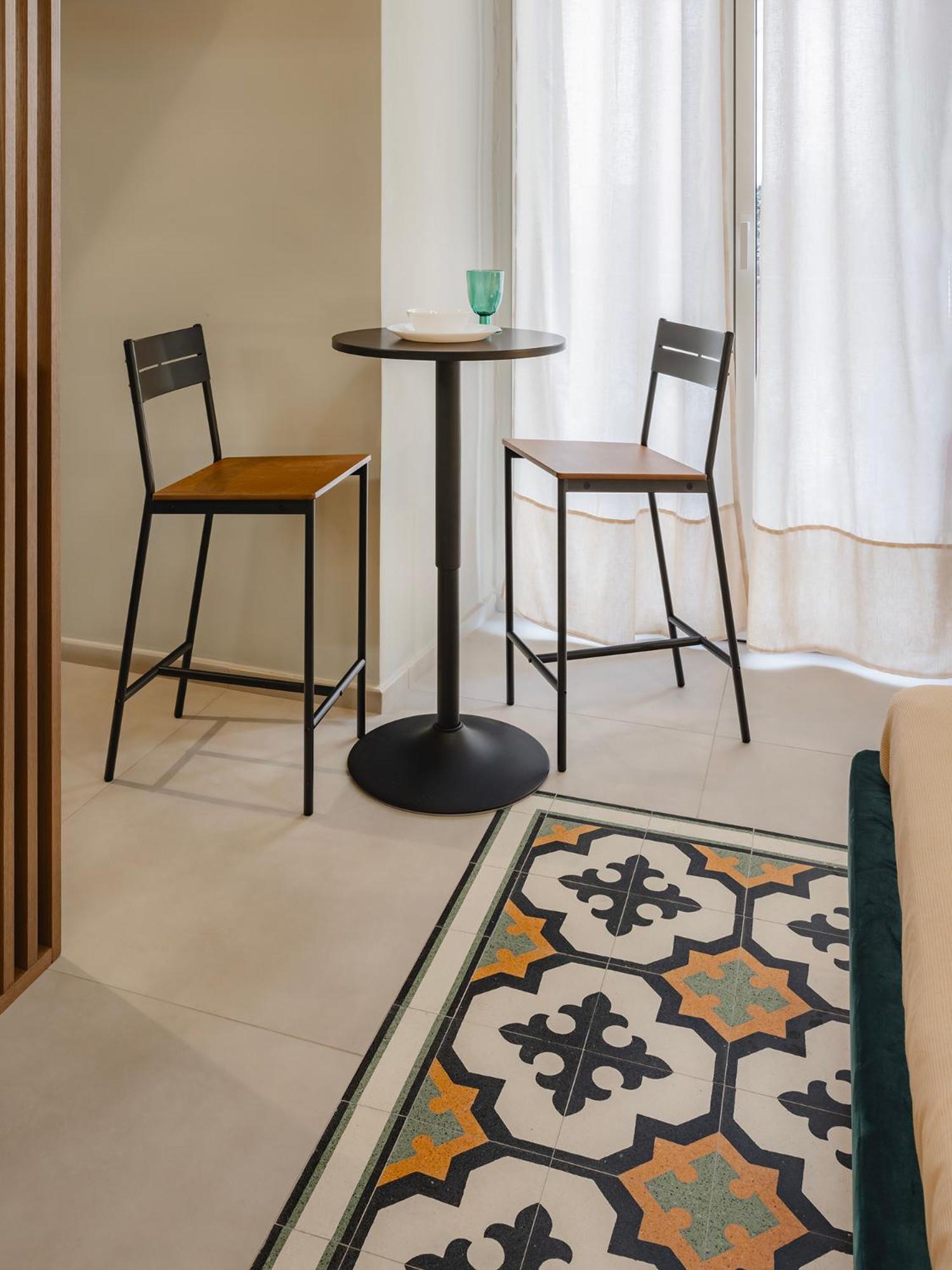 Almica24 Hotel Bari Kültér fotó