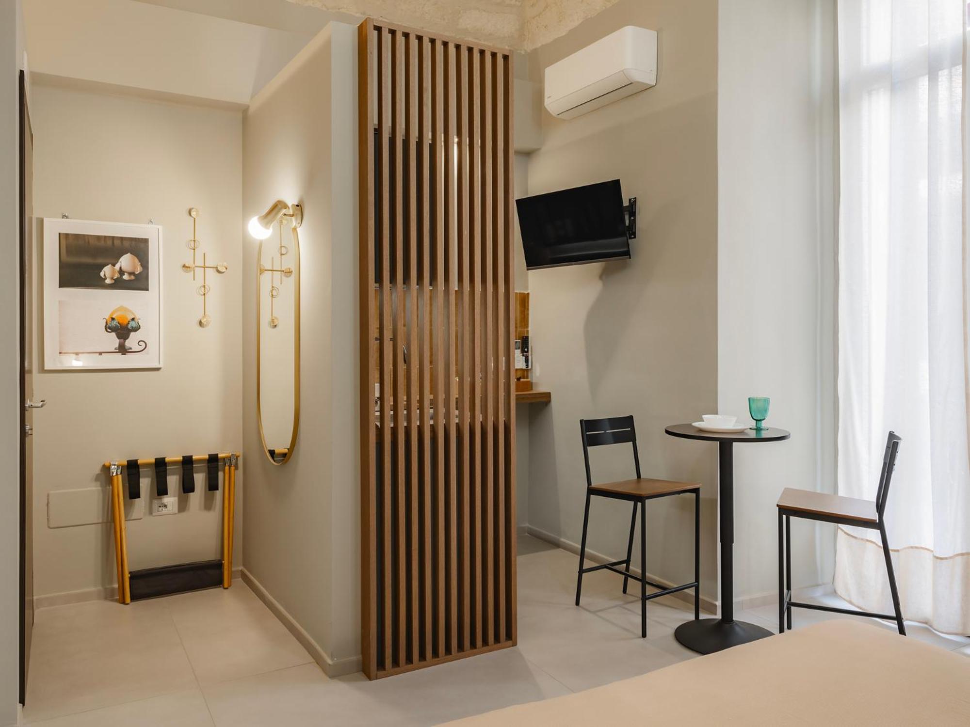 Almica24 Hotel Bari Kültér fotó