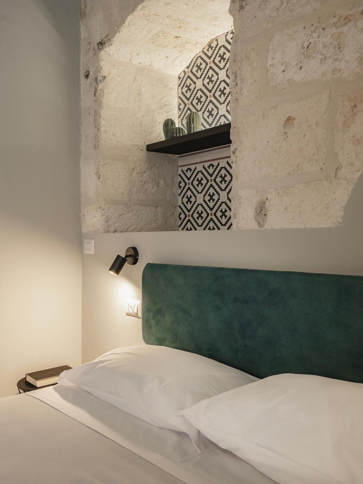 Almica24 Hotel Bari Kültér fotó
