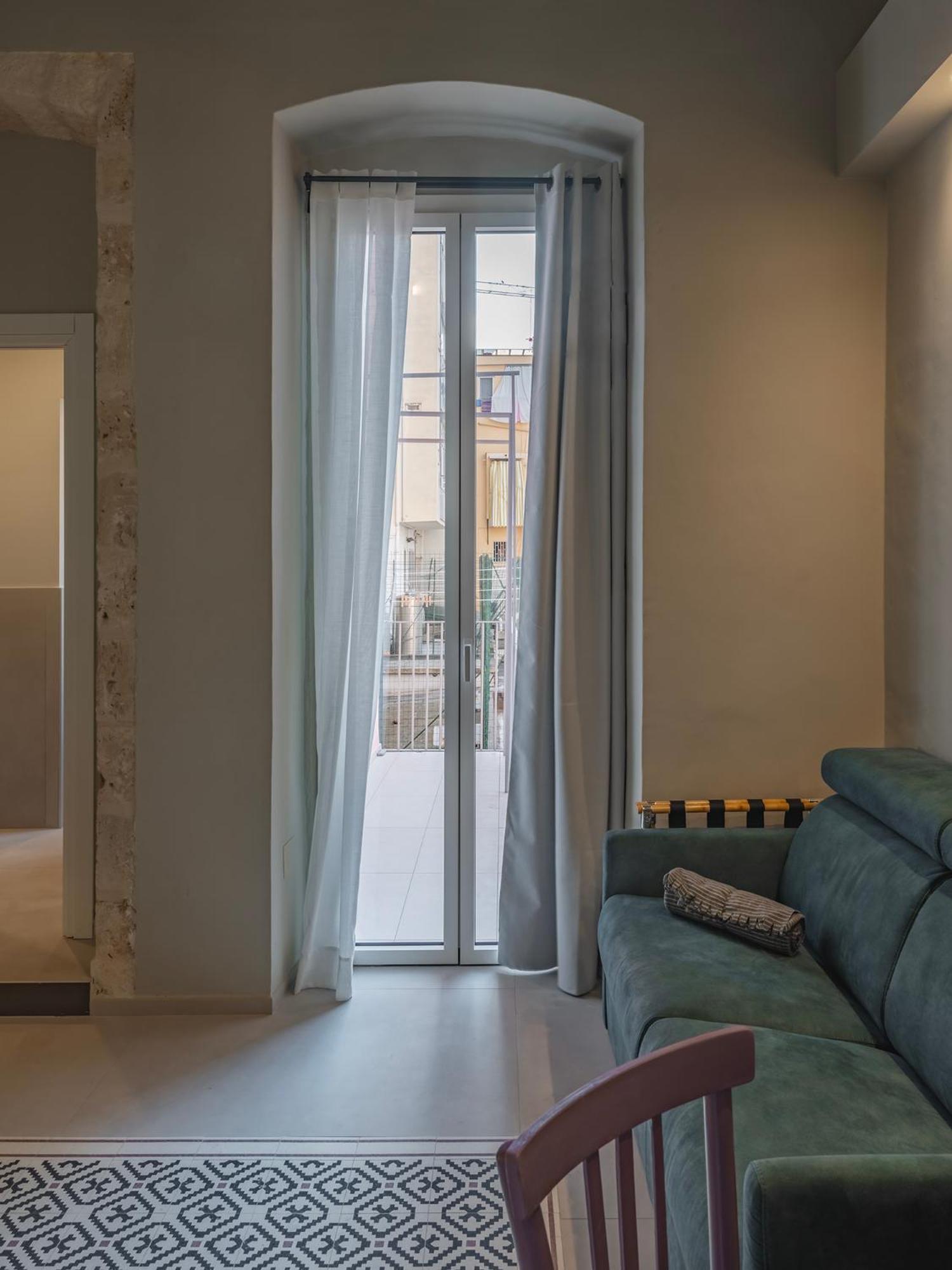 Almica24 Hotel Bari Kültér fotó
