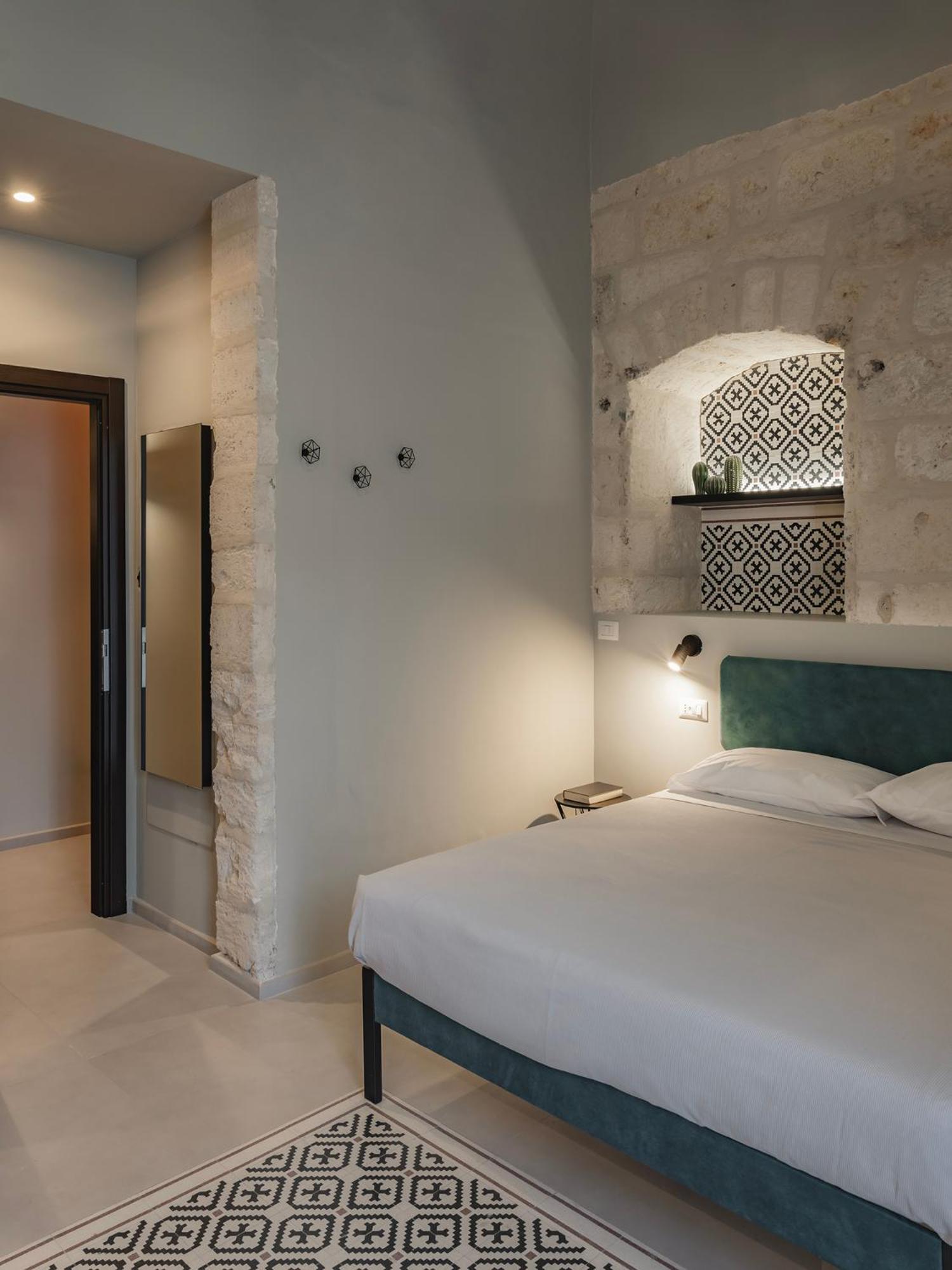 Almica24 Hotel Bari Kültér fotó