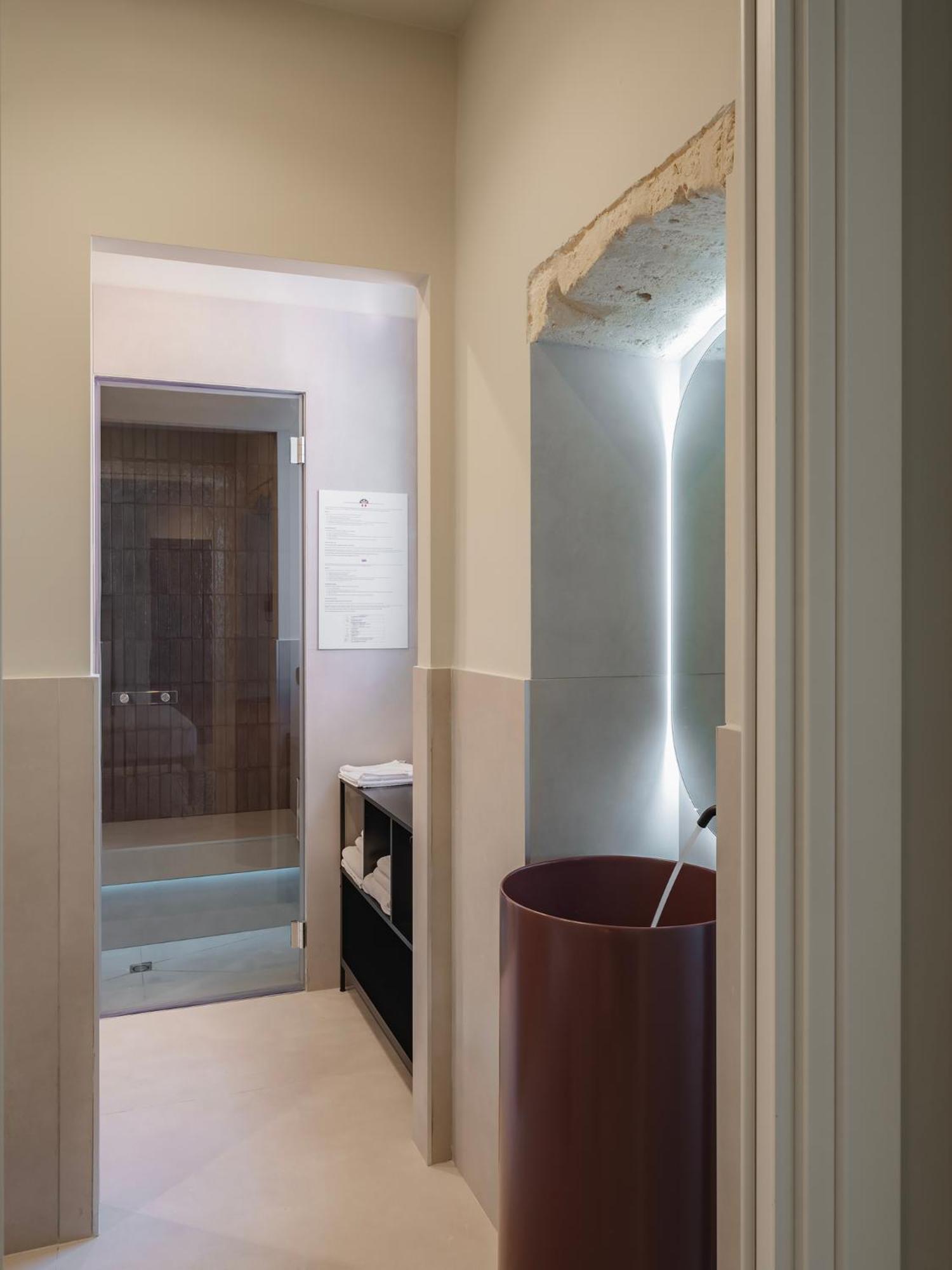 Almica24 Hotel Bari Kültér fotó