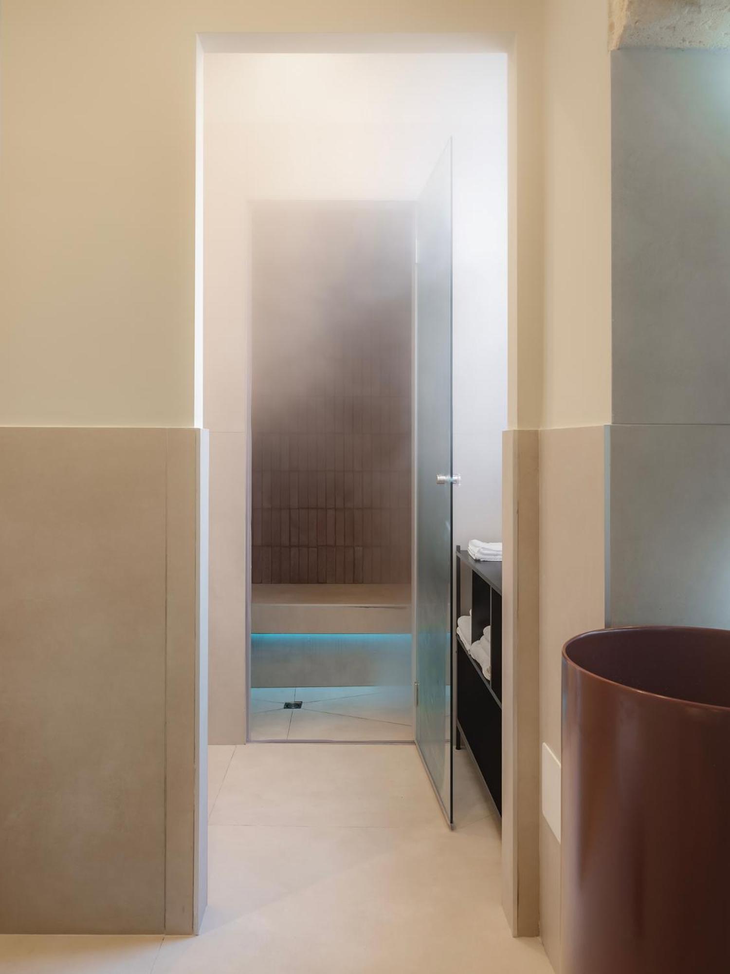 Almica24 Hotel Bari Kültér fotó